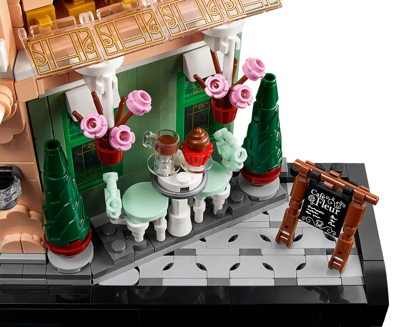 LEGO Icons French Café