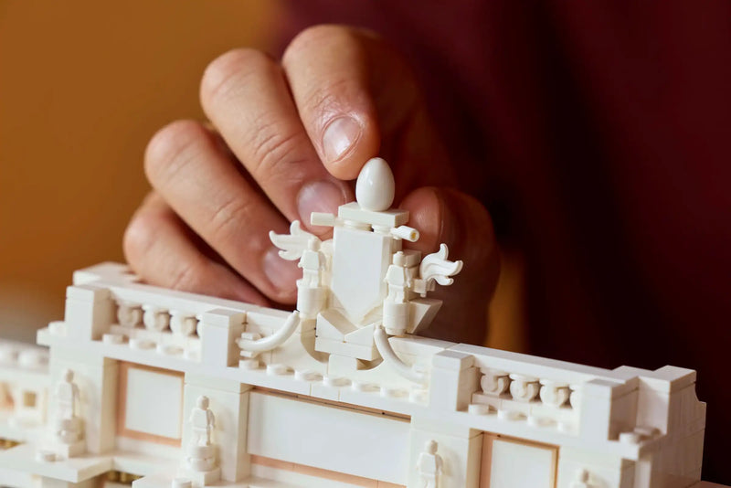 LEGO Architecture Trevi Fountain