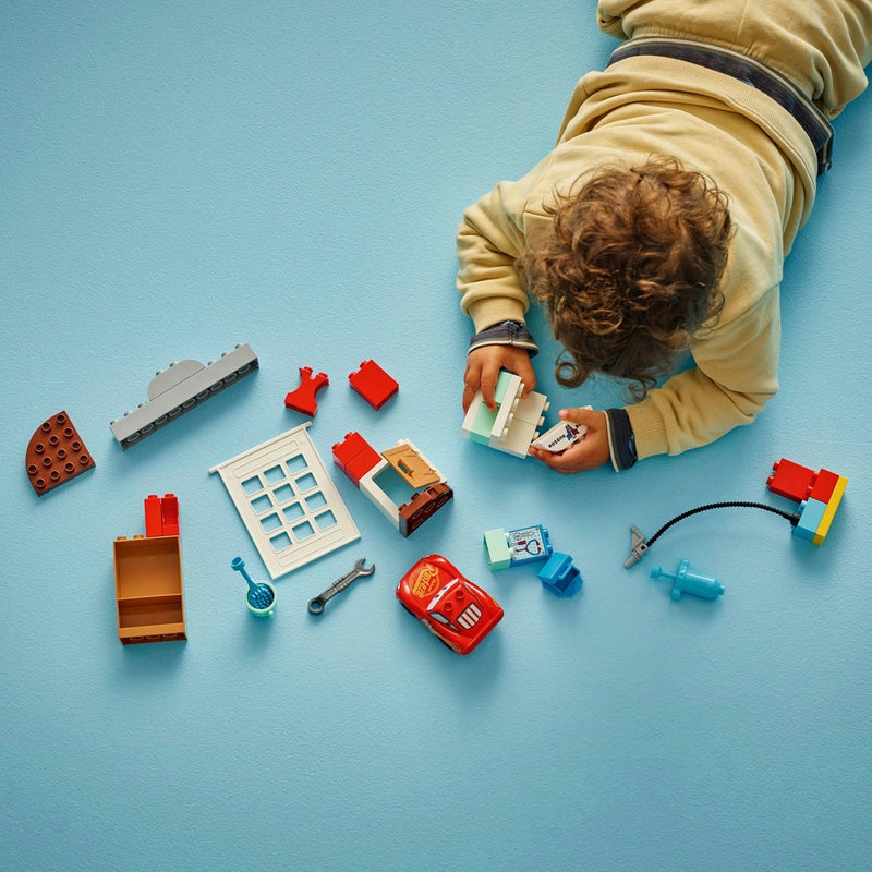 LEGO DUPLO 10456 Disney and Pixar Cars McQueen's Visit to Doc's Garage