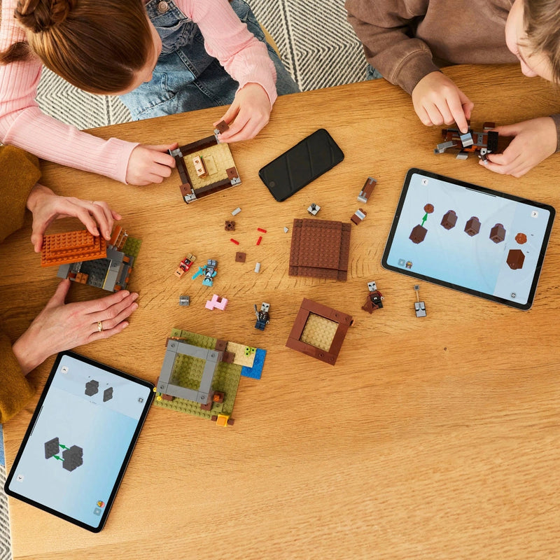 LEGO Minecraft 21278 The Pillager Outpost and Ravager