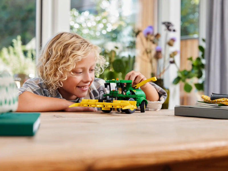 LEGO Technic John Deere 9700 Forage Harvester