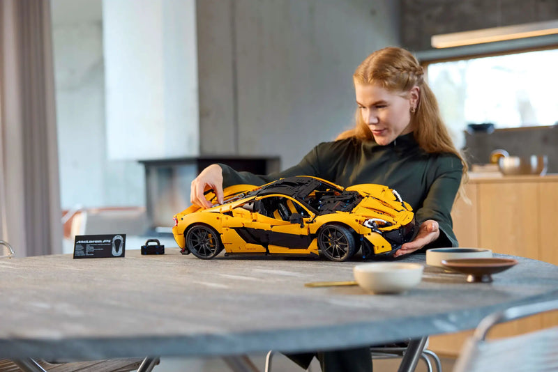 LEGO Technic McLaren P1™