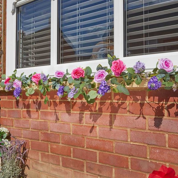 Eden Blooms Garland