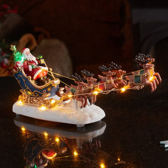 Up, Up & Away! SleighScene Christmas Decor