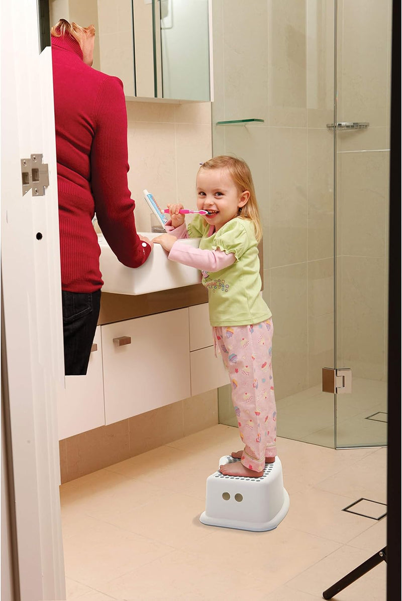 Dreambaby Step Stool - Grey & White