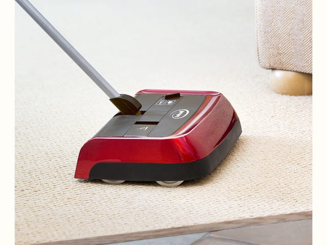 Evolution 2 Carpet Sweep Red