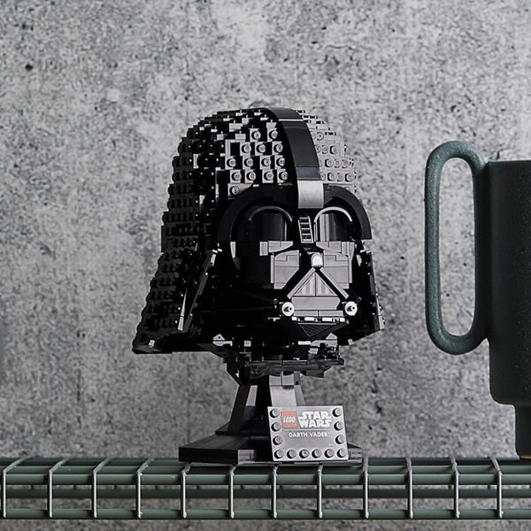 LEGO Star Wars Darth Vader Helmet