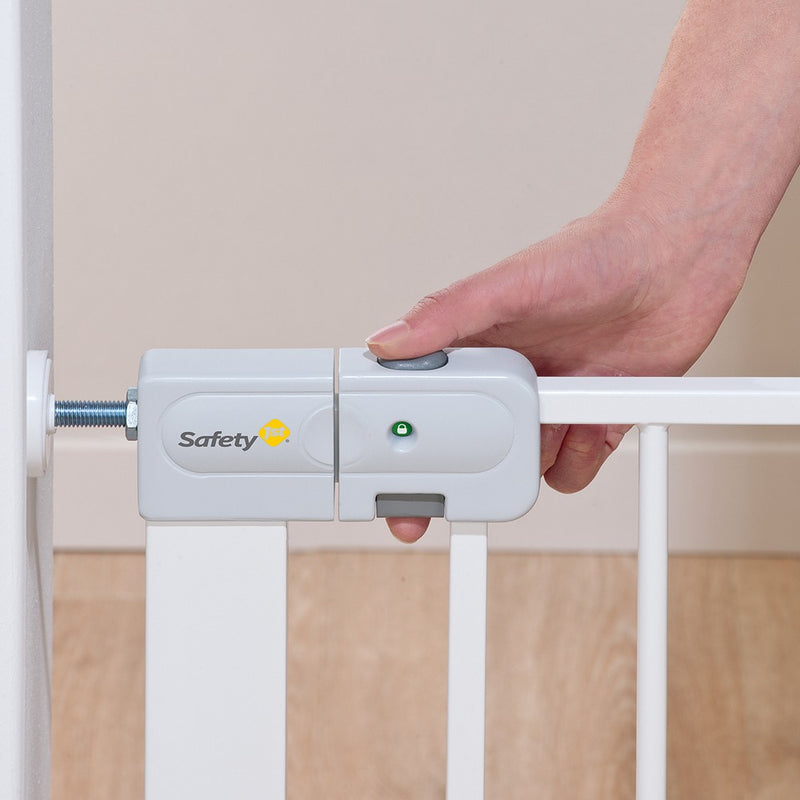 Safety First U-Pressure Fit AutoClose Safety Gate - White